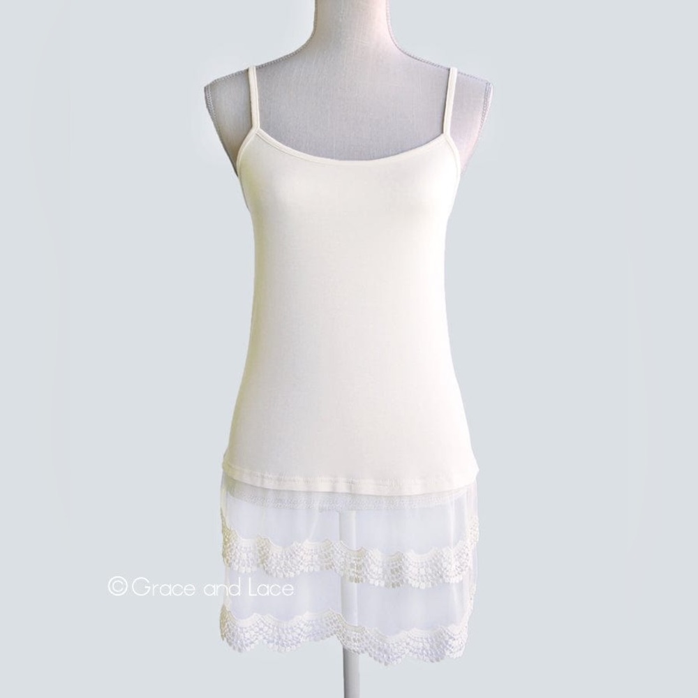 Grace & Lace Scalloped Ivory Lace Top Extender